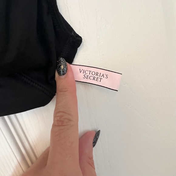 Victorias Secret Black Unlined Soft Wireless Lounge Bra Size XS - Picture 4 of 5